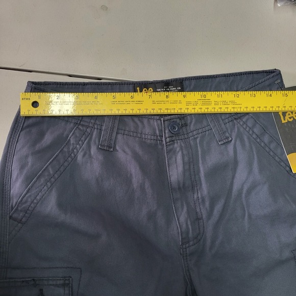 New Lee Jeans Men's Elastic Waist Denim Stretch Cargo Shorts Size 30" Waist Blue - Picture 8 of 10